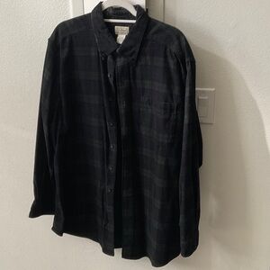 L.L. Bean Men's Dark Plaid Button Down Shirt